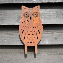 Load image into Gallery viewer, Rusty Metal Standing Owl Garden Ornament
