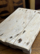 Load image into Gallery viewer, Wooden Pata Board Platter / Fruit Bread Antipasti Pizza Board Tray  / Display  Q
