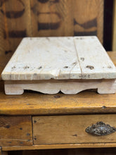 Load image into Gallery viewer, Wooden Pata Board Platter / Fruit Bread Antipasti Pizza Board Tray  / Display  Q
