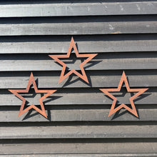 Load image into Gallery viewer, Set of 3 Rusty Metal Stars, Decorations For The Home And Garden.
