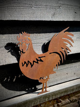 Load image into Gallery viewer, RUSTY ROOSTER GARDEN  DECORATION ,  Home Sign , Garden Ornament , Wall feature , garden decoration, rusted metal , animal sign ,
