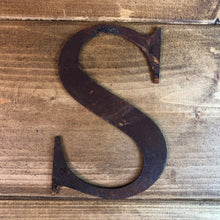 Load image into Gallery viewer, Classic Rusty Metal Letters 5&quot; And 12&quot; A-Z 0-9 Rustic Signs For The Home And Garden
