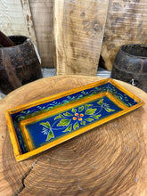 Load image into Gallery viewer, Rustic Wooden Painted Tray Bowl / Bread Antipasti Decorative Serving Platter C
