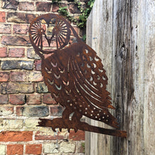 Load image into Gallery viewer, Rusty Metal Owl Garden Decoration
