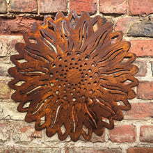 Load image into Gallery viewer, Large Rusty Metal Sunflower Garden Decoration
