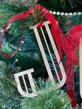 Load image into Gallery viewer, Gold Distressed 5&quot; or 12&quot; Art Deco Lettering A-Z 0-9
